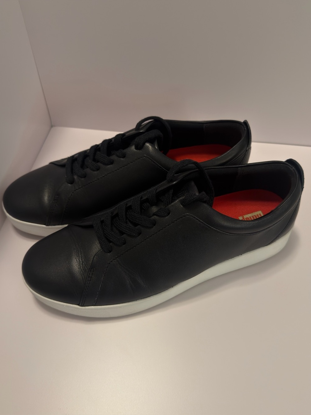 FitFlop Rally Leather Sneaker, Black - Size 10